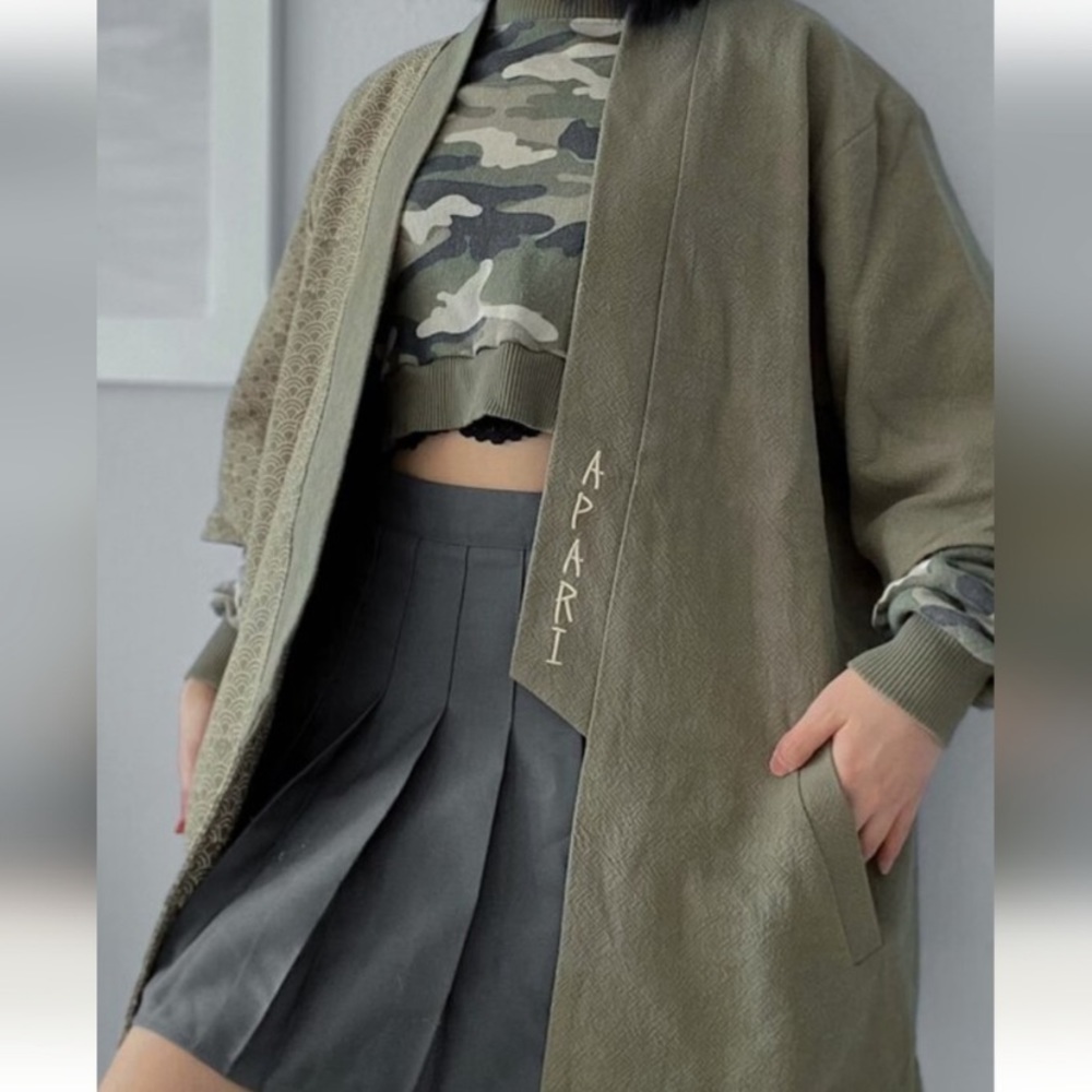 APARI COLORBLOCK SPLIT HAORI KIMONO CARDIGAN JACKET GREEN CAT PRINT DISCONTINUED
